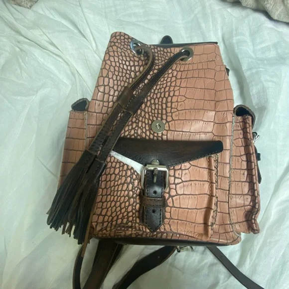 Crocodile Pattern Pink/tan and Brown Women's Bag - Picture 2 of 8